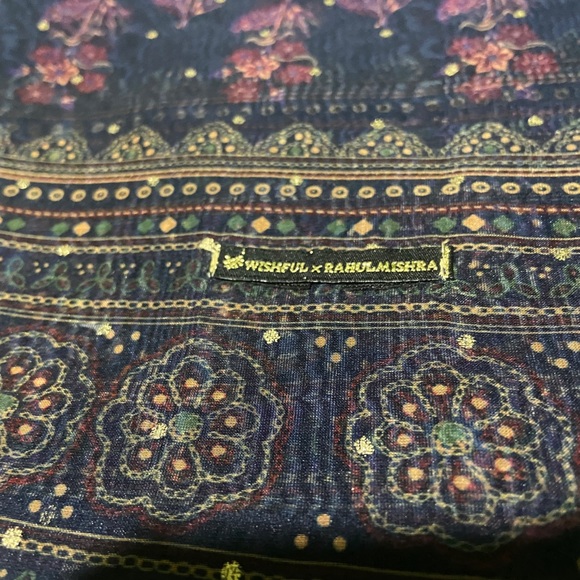 W for women X Rahul Mishra ❤️ Beautiful and Classic Kurta Sharara set - Picture 5 of 12